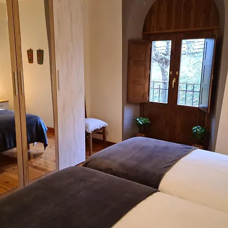 Espectacular Apartamento Reformado En Edificio Historico, Con Wifi Canfranc Exterior photo