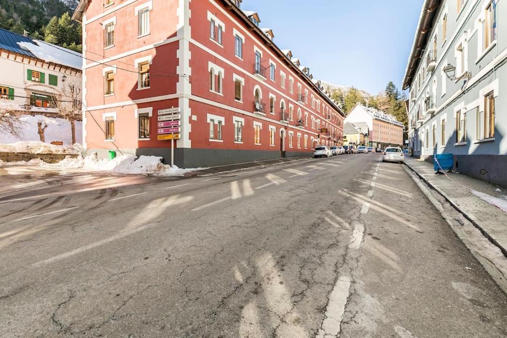 Apartment Espectacular Reformado En Edificio Historico, Con Wifi Canfranc
