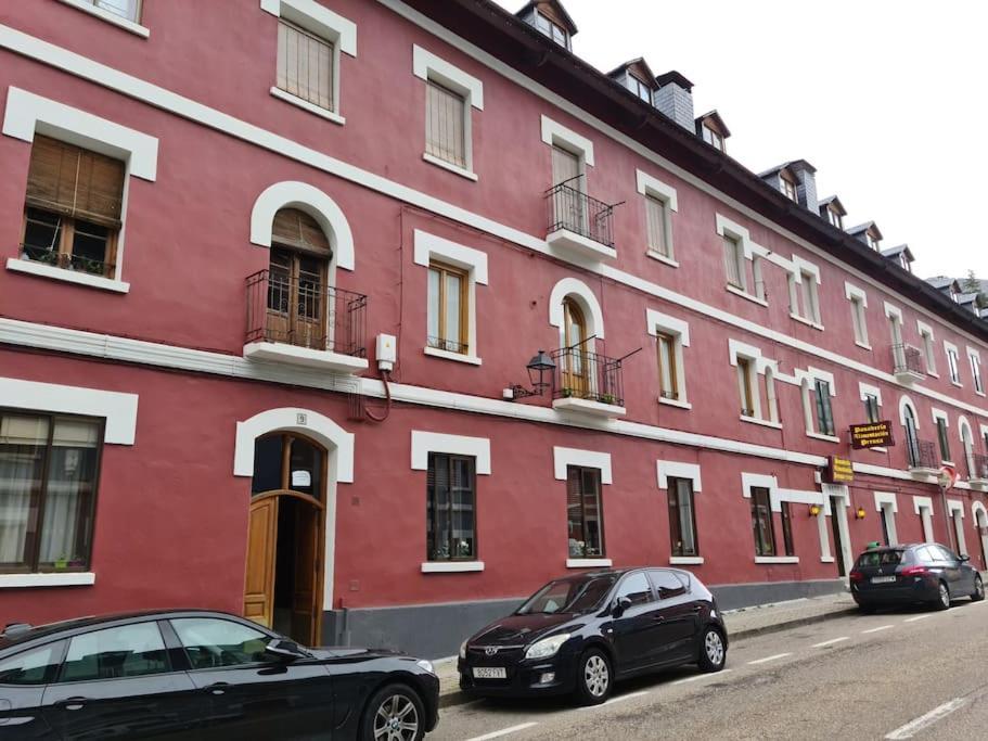 Espectacular Reformado En Edificio Historico, Con Wifi * Canfranc